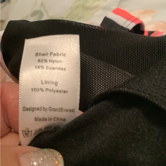 CHARM Leaks one piece flattering-fit pink black size S straps secure for swim💕 - Picture 8 of 10